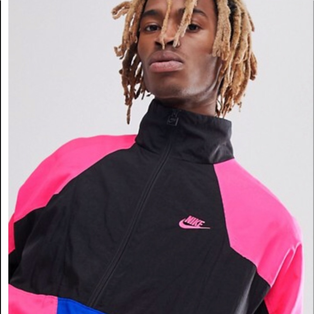 💥Lightweight Throwback Nike Windbreaker💥💥 NWTs